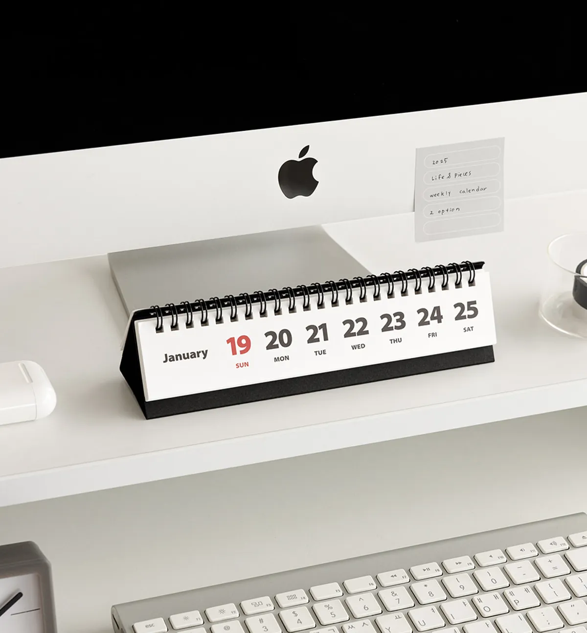 2025 Life & Pieces Weekly Desk Calendar