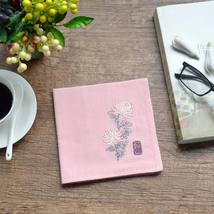 Chinese Handkerchief with the Embroidered Pattern of Chrysanthemum (Customizable)