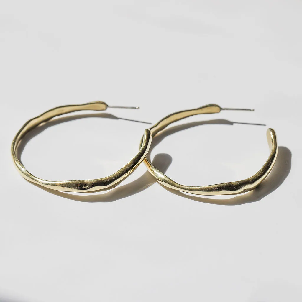 Curve Hoop Earrings