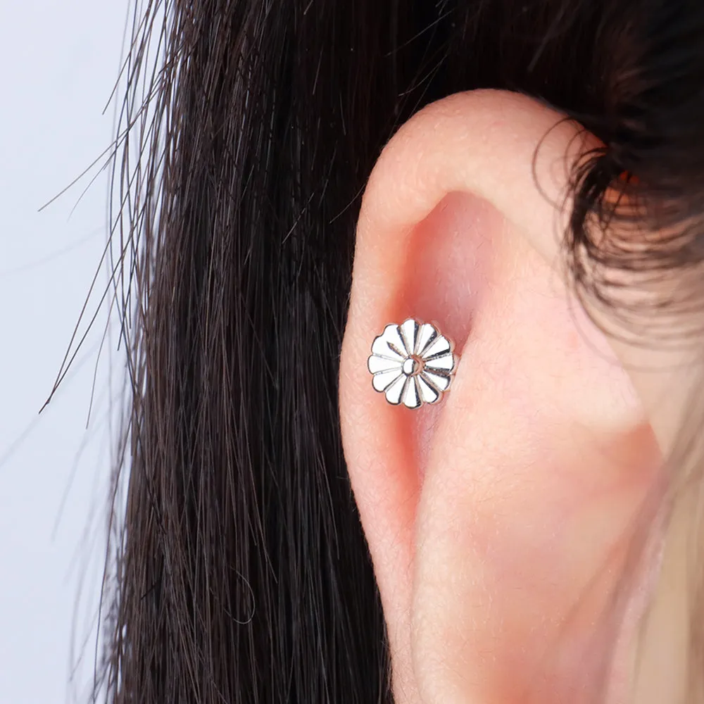 Simple Daisy Stud